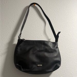 Chaps Elegant Black Shoulder Bag